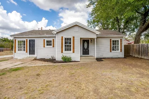 315 Front St, Weatherford, TX 76086