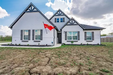 1826 Westpoint Cir, Terrell, TX 75161