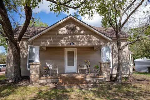 202 E Harris St, Dublin, TX 76446