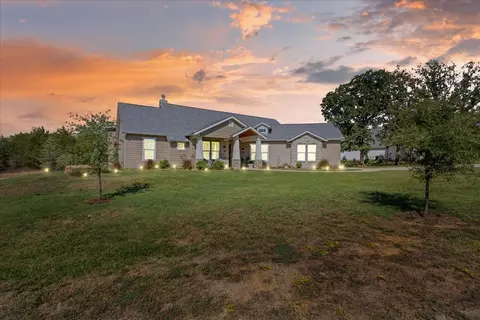 341 Tananger Springs Dr, Denison, TX 75021