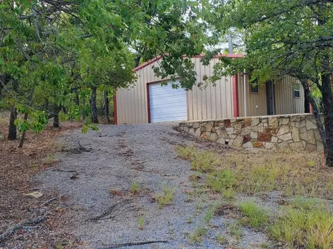 504 Sunset Ln, Sunset, TX 76270