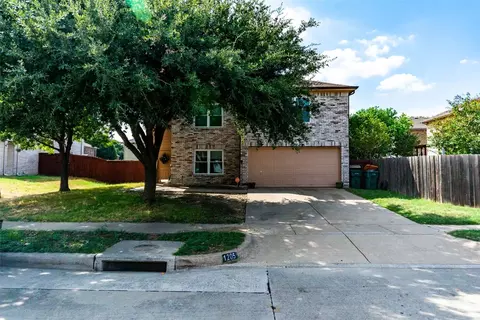 1205 Nutting St, Cedar Hill, TX 75104