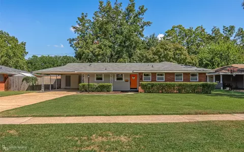 906 Audubon Pl, Shreveport, LA 71105