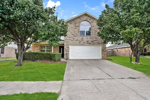 213 Centennial Pl, Crowley, TX 76036
