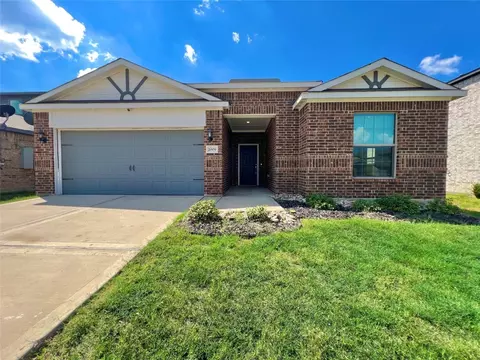2009 Churchill Downs Dr, Seagoville, TX 75159