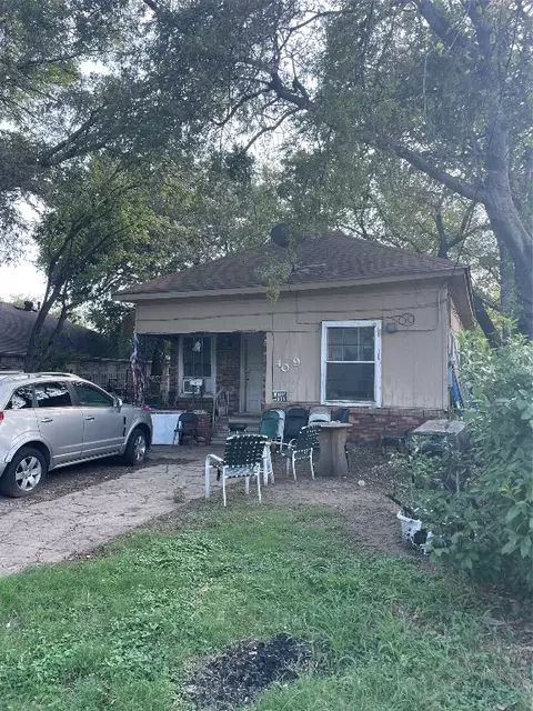 409 N Peak St, Dallas, TX 75246