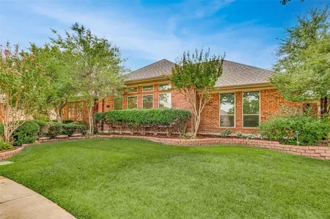5910 Windmier Ct, Dallas, TX 75252