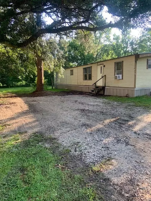 4574 Elk Dr, Orange, TX 77630
