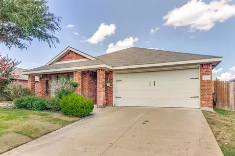 4006 Eric Dr, Heartland, TX 75126