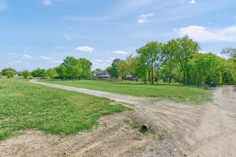 2524 Mountain Climb Rd, Sherman, TX 75092
