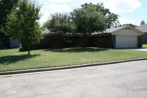 503 NW 25th St, Mineral Wells, TX 76067