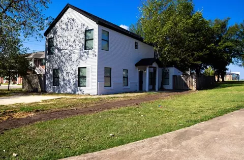 2405 Bryan St, Commerce, TX 75428