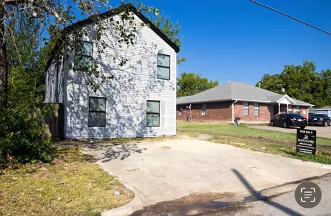 2405 Bryan St, Commerce, TX 75428 photo 3