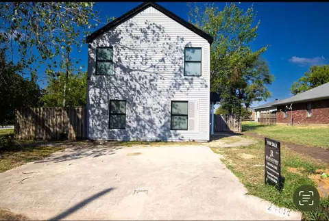 2405 Bryan St, Commerce, TX 75428 photo 4