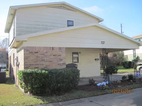 108 Carriage Square Dr, Bossier City, LA 71112