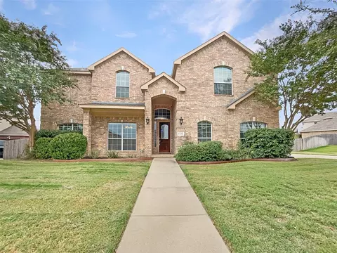 1332 Meadowview Dr, Kennedale, TX 76060