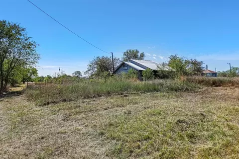 9409 Sallys Way, Alvarado, TX 76009
