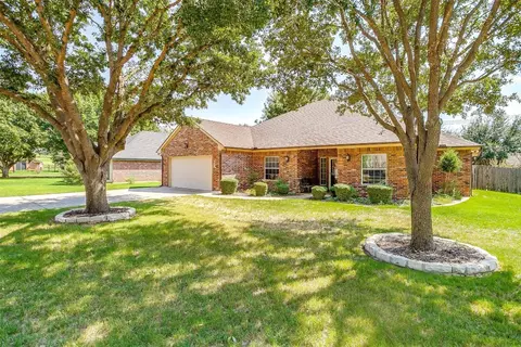 1406 5th St, Granbury, TX 76048