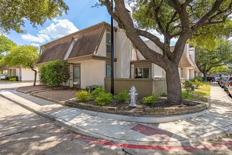 1706 Place One Ln, Garland, TX 75042