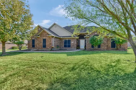 153 Chrissa Dr, Pottsboro, TX 75076