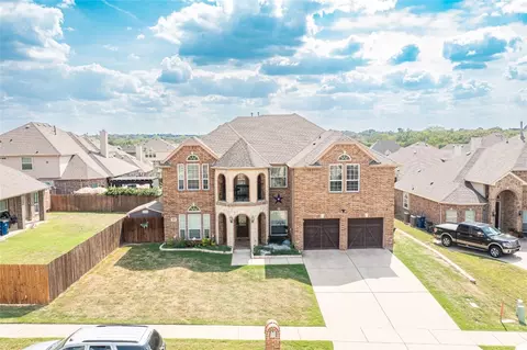 408 Lone Oak Ct, Kennedale, TX 76060