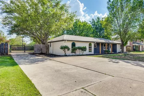 5744 Linda Dr, Watauga, TX 76148