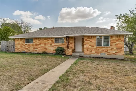 938 W Pleasant Run Rd, Lancaster, TX 75146