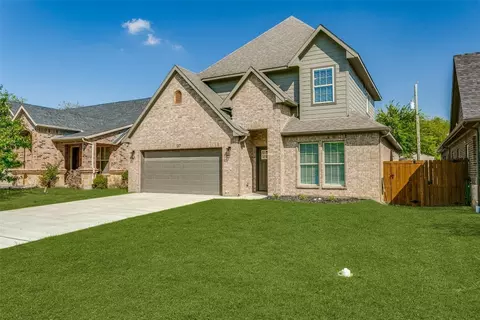 137 Elm Ln, Roanoke, TX 76262