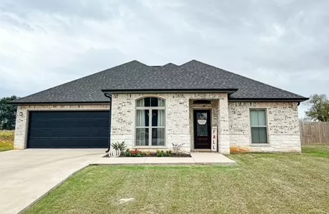 102 Hay Meadow Dr, Winona, TX 75792
