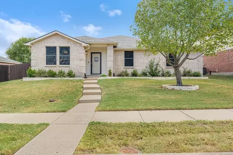 1831 Wildrose Dr, Rockwall, TX 75032