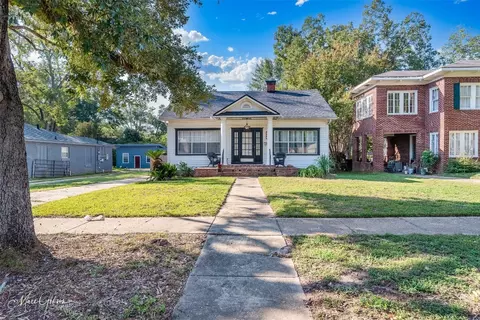 329 College St, Shreveport, LA 71104