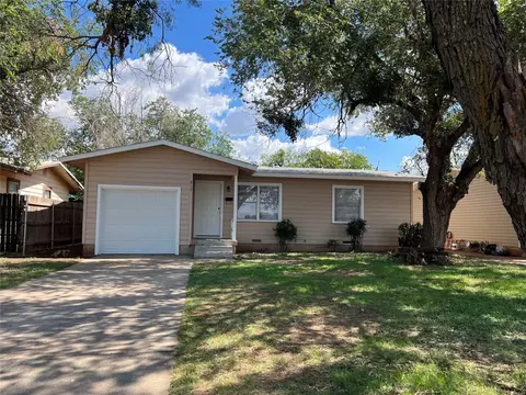817 Shelton St, Abilene, TX 79603