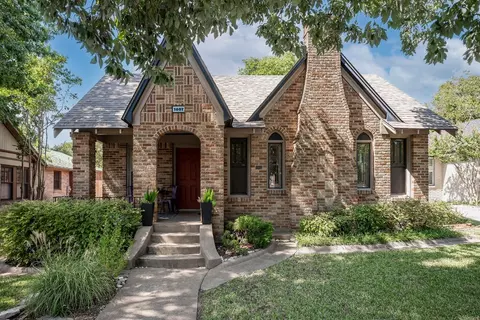 1607 Hollywood Ave, Dallas, TX 75208
