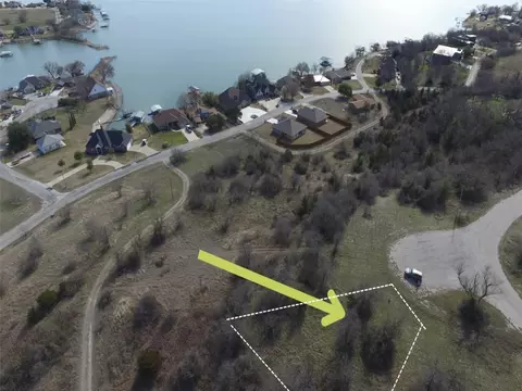 42 Lanai Circle, Runaway Bay, TX 76426