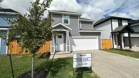 4527 Lindsley, Dallas, TX 75223