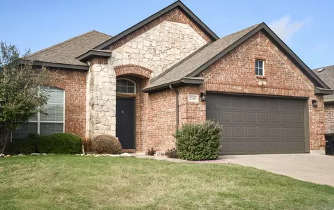 2260 Deniro Dr, Fort Worth, TX 76134
