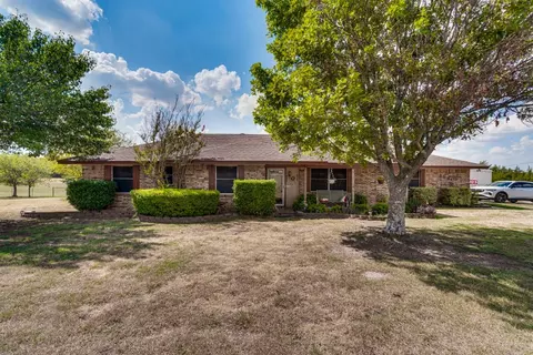 3031 Starwashed Dr, Midlothian, TX 76065