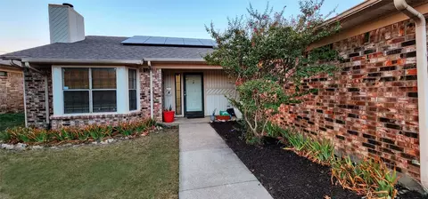 5800 Fair Wind St, Fort Worth, TX 76135