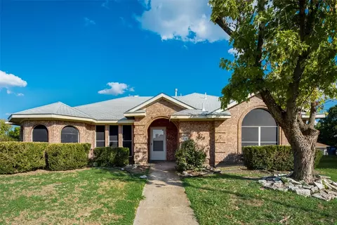 1510 Aberdeen Dr, Lancaster, TX 75134