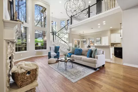 2706 Queens Ct, Highland Village, TX 75077
