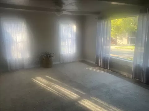 112 E Texas St, Denison, TX 75021 photo 9