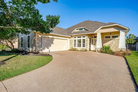 841 Merion Dr, Burleson, TX 76028