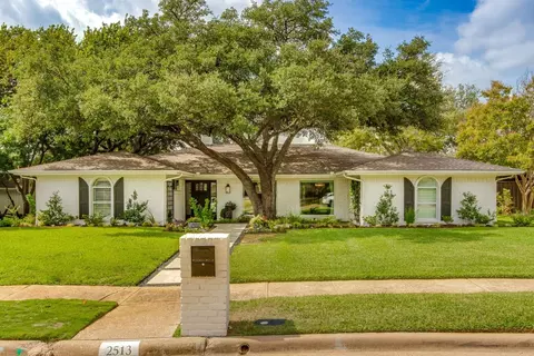 2513 Little Creek Dr, Richardson, TX 75080
