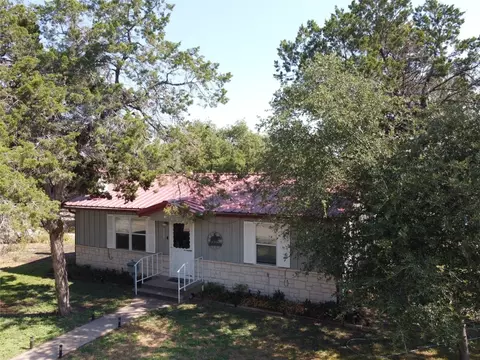 166 Pinto Rdg, Whitney, TX 76692