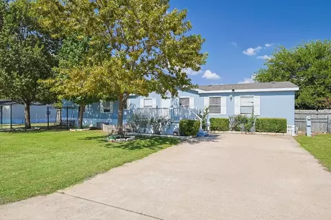 303 Oak St, Blue Ridge, TX 75424