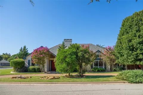 2700 Pheasant Grove Ln, Brownwood, TX 76801