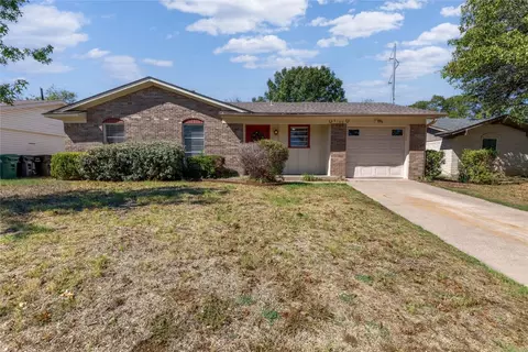 4105 Redstone Rd, Denton, TX 76209