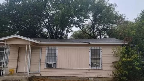 3725 Millet Ave, Fort Worth, TX 76105