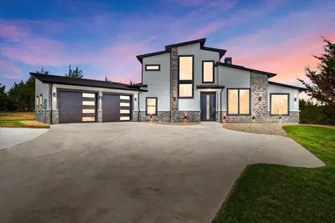 3867 E Leslie Ln, Sherman, TX 75090