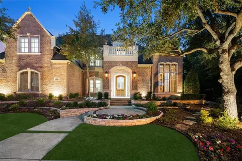 6644 Woodland Hills Ln, Plano, TX 75024